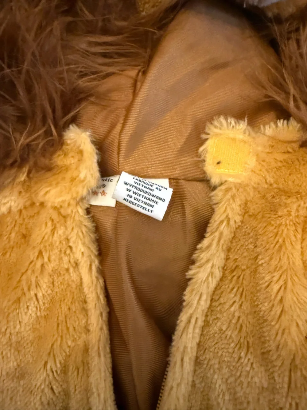 Authentic Kids Lion Costume 2T Plush Hooded One Piece Jumpsuit Halloween EUC